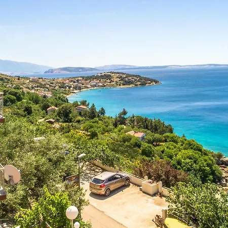 Lovely In 1 With Kitchen Stara Baška